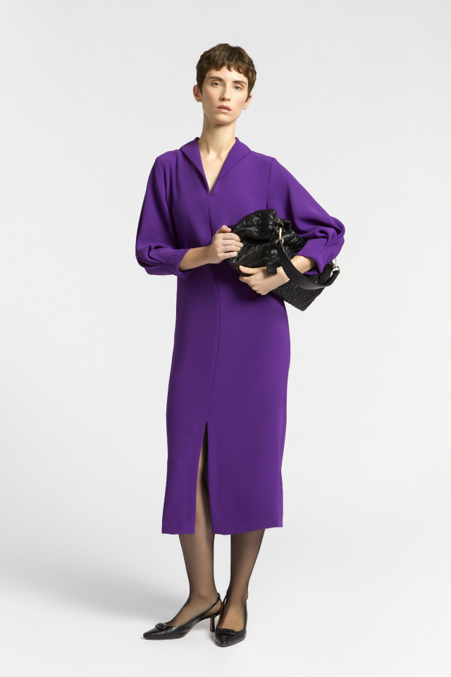 Tailored dress with V-neck