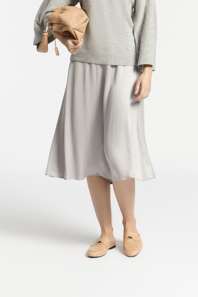 Midi skirt with elastic