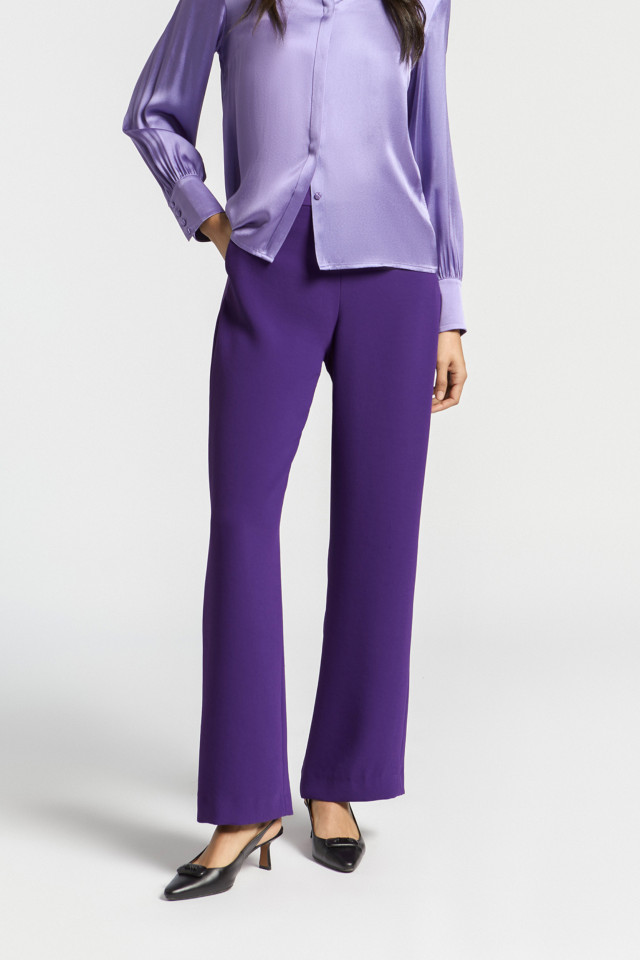 Tailored trousers with straight legs