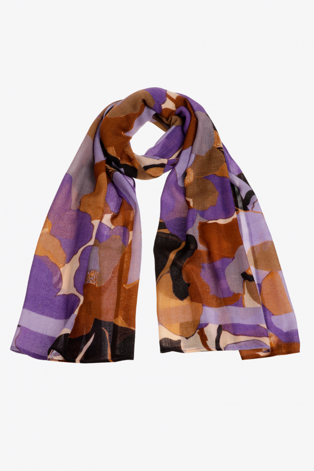Woollen scarf with floral print